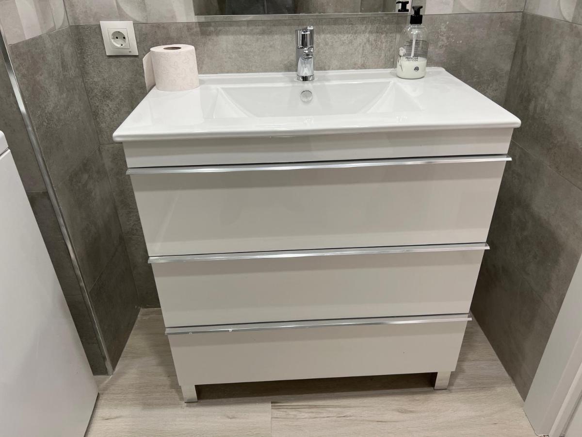 Apartment Sol Carihuela ตอร์เรโมลิโนส ภายนอก รูปภาพ