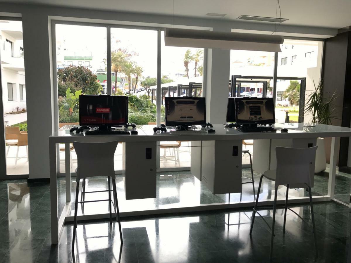 Apartment Sol Carihuela ตอร์เรโมลิโนส ภายนอก รูปภาพ