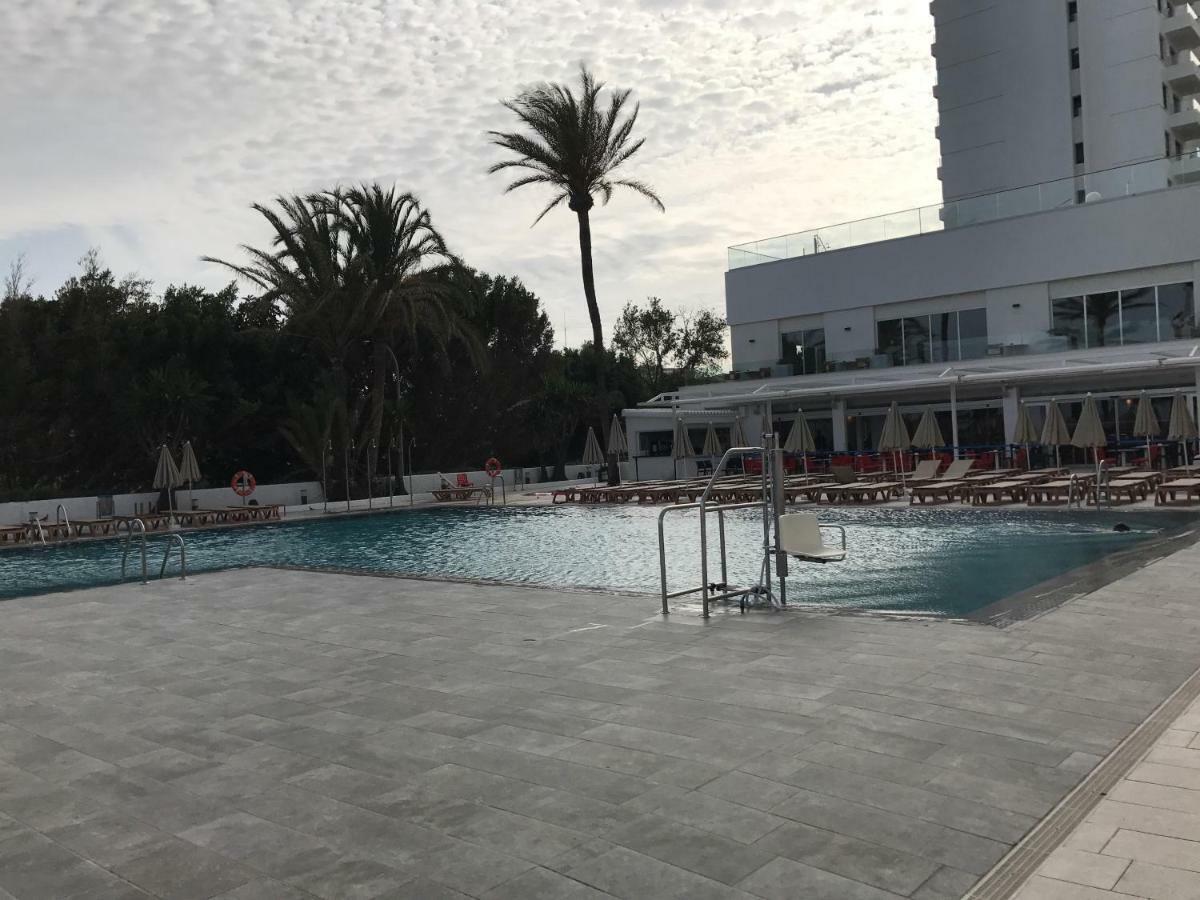Apartment Sol Carihuela ตอร์เรโมลิโนส ภายนอก รูปภาพ